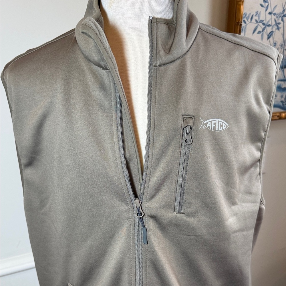 AFTCO Tan Fleece vest size XL